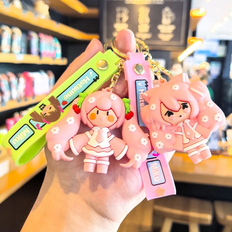 Hatsune Miku Keychain Cartoon  - Car Accessories Japanese recension och pris